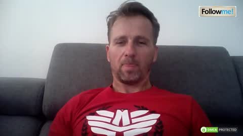 Snapshot of tomhardic chatting on 09.29.25 TOM online show from 09.29.25