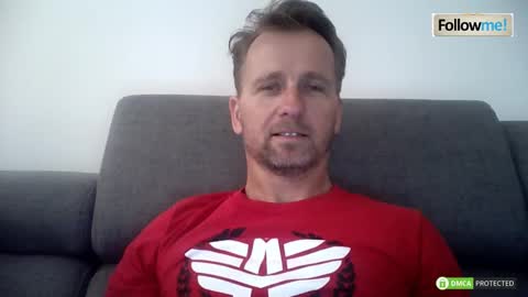 Snapshot of tomhardic chatting on 10.07.25 TOM online show from 10.07.25