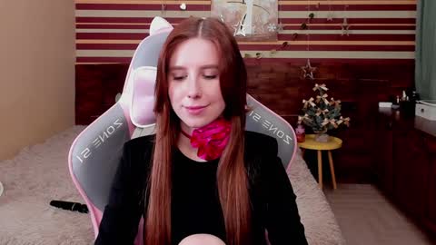 Snapshot of tonimua chatting on 01.17.25 Milana online show from 01.17.25