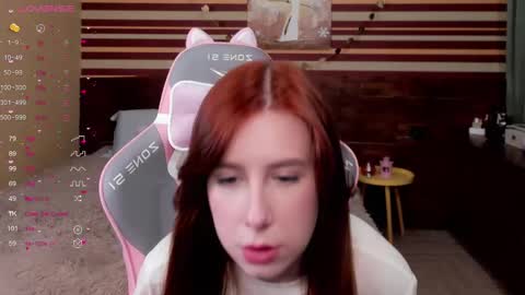 Snapshot of tonimua chatting on 02.25.25 Milana online show from 02.25.25