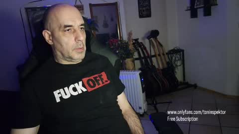 Snapshot of toninspektor chatting on 03.10.25 toninspektor online show from 03.10.25