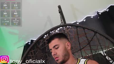 Snapshot of tony_newmen chatting on 01.17.25 tony online show from 01.17.25