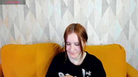 Snapshot of tonya_gray chatting on 02.19.25 tonya_gray online show from 02.19.25