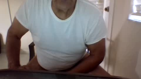 Snapshot of tonymcfly99 chatting on 01.27.25 tonymcfly99 online show from 01.27.25