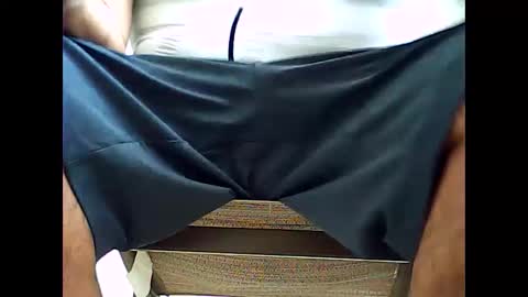 Snapshot of tonymcfly99 chatting on 02.19.25 tonymcfly99 online show from 02.19.25