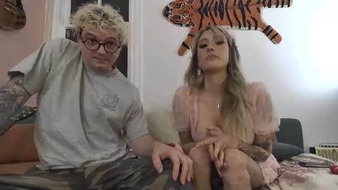 Snapshot of toobna2 chatting on 12.29.24 toobna2 online show from 12.29.24