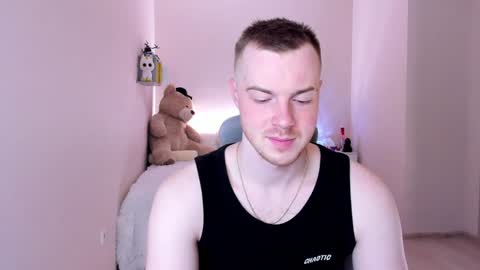 Snapshot of toohornyserj chatting on 01.24.25 toohornyserj online show from 01.24.25