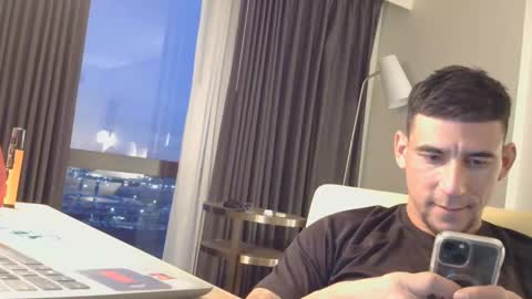 Snapshot of toomuchsmoke chatting on 12.12.24 toomuchsmoke online show from 12.12.24