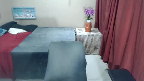 Snapshot of toptobottom4u chatting on 03.10.25 toptobottom4u online show from 03.10.25