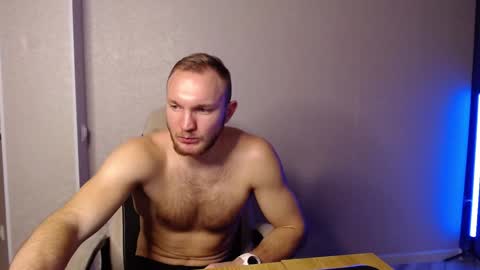 Snapshot of toress1 chatting on 01.08.25 Glebaty online show from 01.08.25