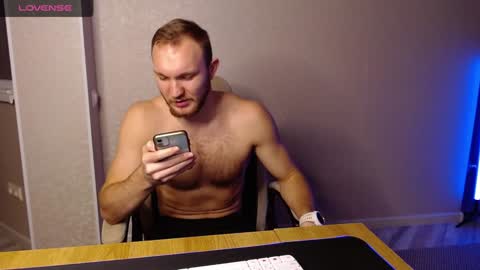 Snapshot of toress1 chatting on 01.22.25 Glebaty online show from 01.22.25
