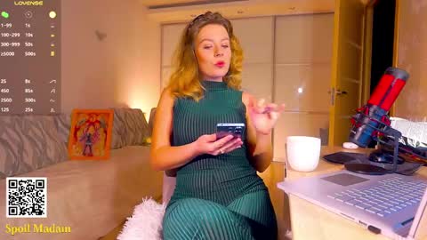 Snapshot of totally_spy chatting on 02.20.25 Madam Viktoria   Vacation in Portugal  2811 - 0412 online show from 02.20.25