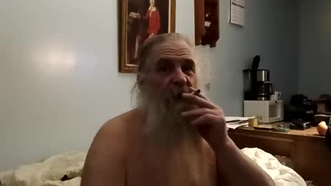 totallyawesome_65 online show from 11.24.25