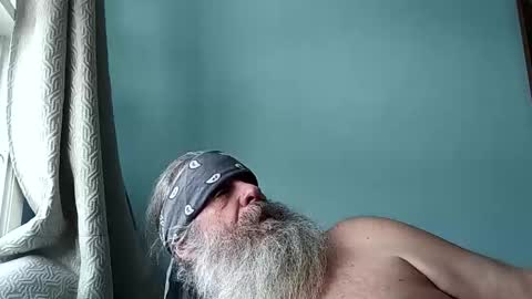 totallyawesome_65 online show from 12.01.25