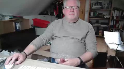 Snapshot of toto758 chatting on 10.20.25 toto758 online show from 10.20.25