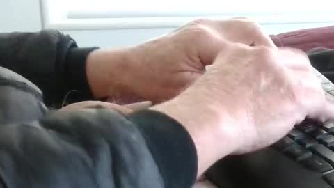 Snapshot of touchmerighthere chatting on 01.19.25 Jim online show from 01.19.25