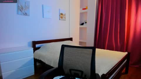 Ellina online show from 01.12.25