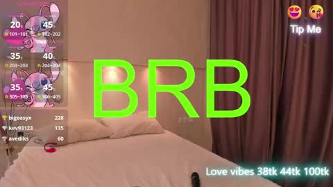 Snapshot of tracy_tay1or chatting on 01.27.25 Tracy GMT2 Mon 3 AM - 4 PM Tue 3 AM - 4 PM Wed 3 AM - 4 PM Thur 3 AM - 4 PM Fri 3 AM - 4 PM online show from 01.27.25