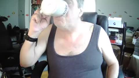 Snapshot of transmtfhello chatting on 01.16.25 Peter online show from 01.16.25