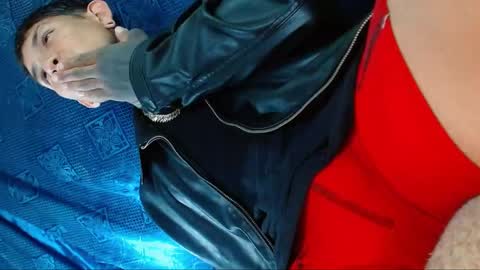 TRAV - INDEPENDENT MODEL online show from 12.19.24