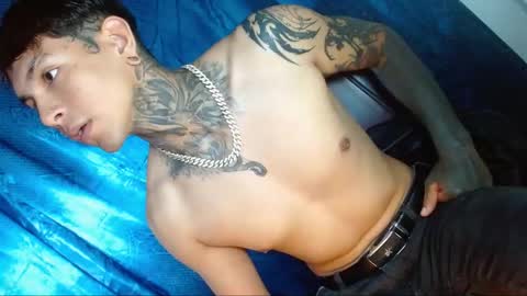 TRAV - INDEPENDENT MODEL online show from 12.20.24