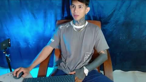 TRAV - INDEPENDENT MODEL online show from 12.26.24