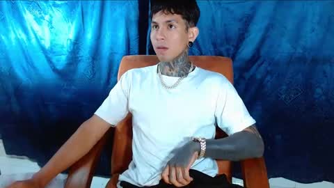 TRAV - INDEPENDENT MODEL online show from 01.08.25