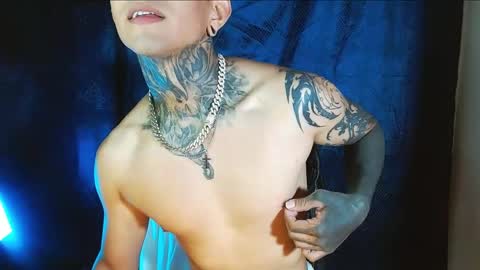 TRAV - INDEPENDENT MODEL online show from 01.11.25