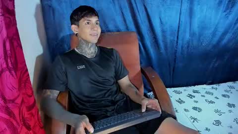 TRAV - INDEPENDENT MODEL online show from 02.17.25