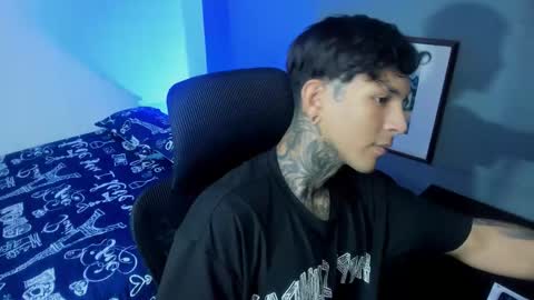 TRAV - INDEPENDENT MODEL online show from 11.08.25