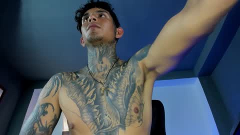 TRAV - INDEPENDENT MODEL online show from 12.01.25