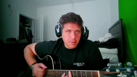 Snapshot of travt91 chatting on 11.09.25 travt91 online show from 11.09.25