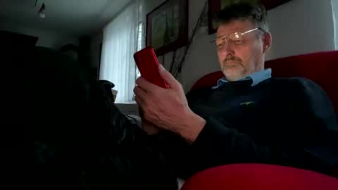 Snapshot of trebgeis1 chatting on 03.11.25 trebgeis1 online show from 03.11.25