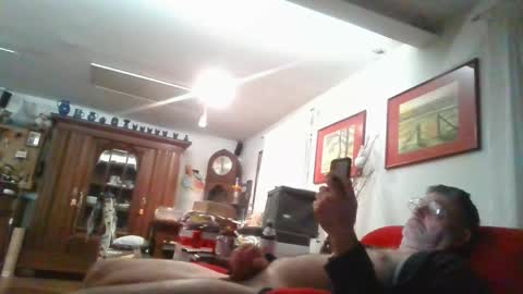 Snapshot of trebgeis1 chatting on 11.01.25 trebgeis1 online show from 11.01.25