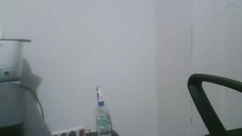 Snapshot of treki1979 chatting on 12.29.24 treki1979 online show from 12.29.24