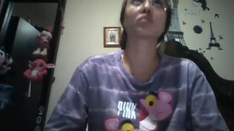 Snapshot of triana_bell chatting on 12.19.24 triana_bell online show from 12.19.24