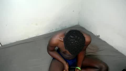 Snapshot of trisboo5 chatting on 12.08.24 Trisboo5 online show from 12.08.24