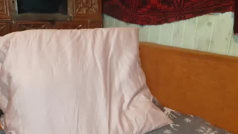 Snapshot of troncq chatting on 02.25.25 Troncq online show from 02.25.25