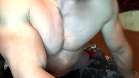 Snapshot of troncq chatting on 03.12.25 Troncq online show from 03.12.25