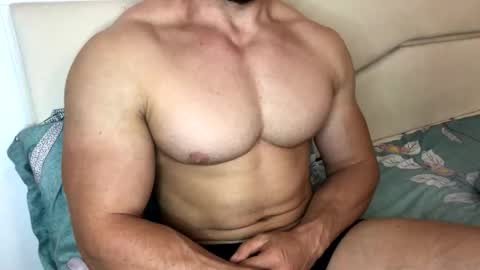 Snapshot of troncq chatting on 09.29.25 Troncq online show from 09.29.25