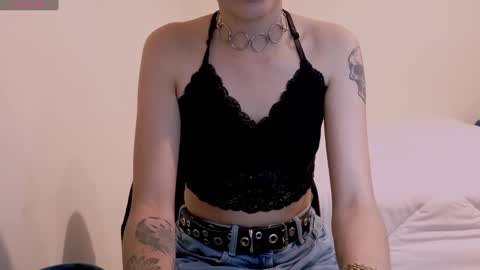 Snapshot of tryp666 chatting on 09.17.25 Cait online show from 09.17.25