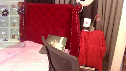 Snapshot of tsasianseductivehot chatting on 02.25.25 YourBella online show from 02.25.25