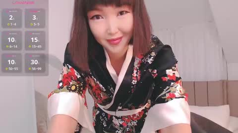 Snapshot of tumilio chatting on 12.22.24 TumiLio online show from 12.22.24