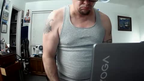 Snapshot of tweeter74 chatting on 03.03.25 Tweeter74 online show from 03.03.25