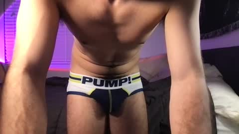 Snapshot of twink_boy98 chatting on 09.20.25 twink_boy98 online show from 09.20.25