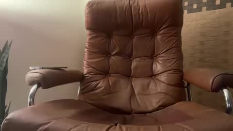 twinkie_lad117 online show from 10.13.25