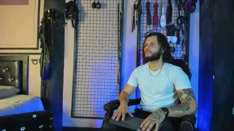 Clio  Tadeo online show from 09.16.25