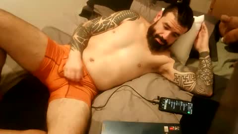 Snapshot of txalkan6060 chatting on 10.16.25 txalkan6060 online show from 10.16.25
