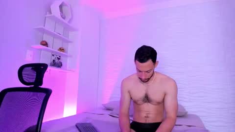 Tyago online show from 10.19.25