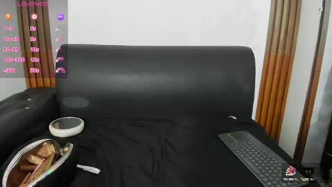 Snapshot of tyra_privacy chatting on 02.24.25 Tyra privacy online show from 02.24.25